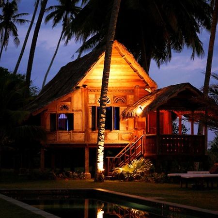Bon Ton Antique Wooden Villas Pantai Cenang  Dış mekan fotoğraf