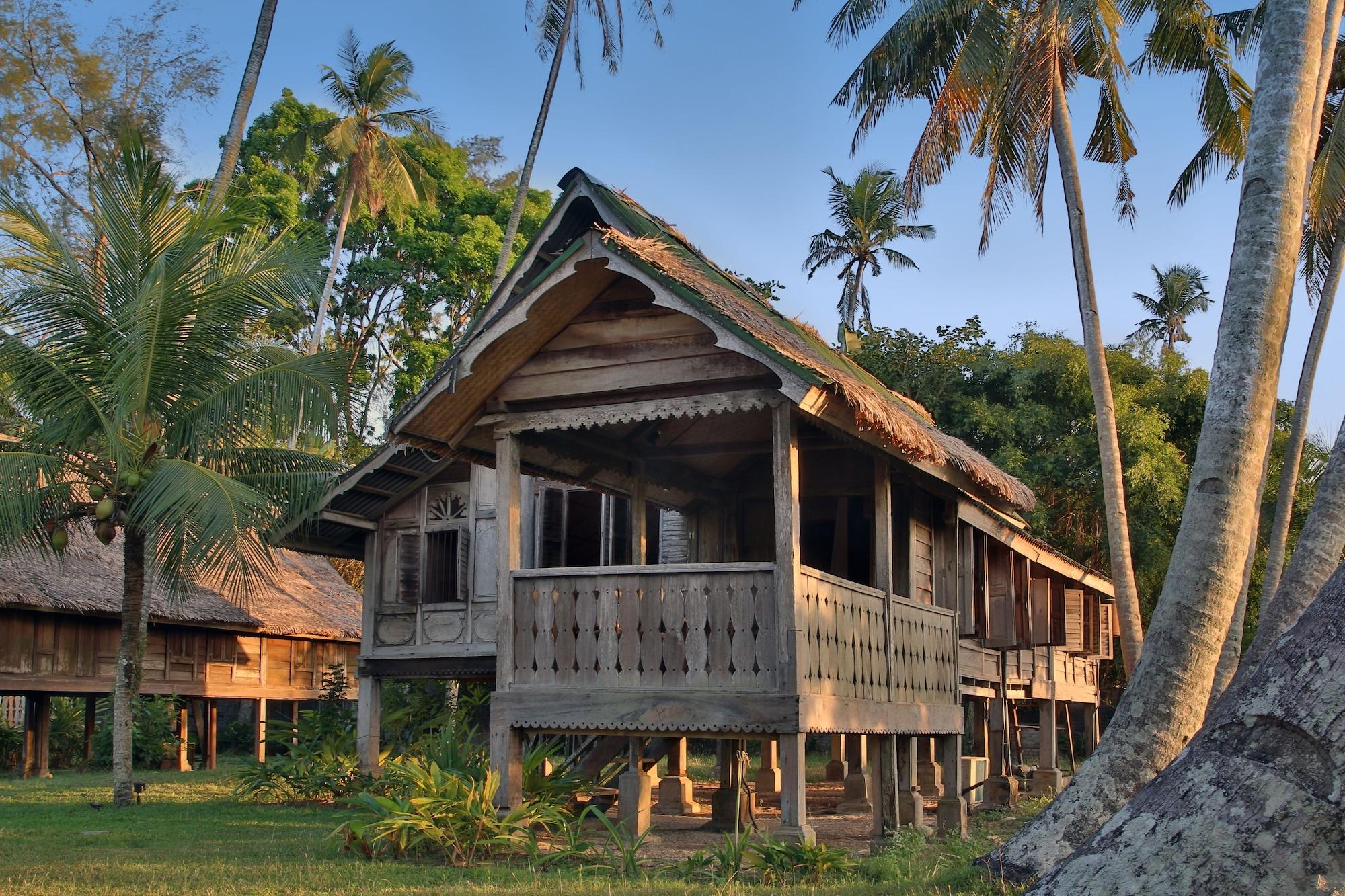 Bon Ton Antique Wooden Villas Pantai Cenang  Dış mekan fotoğraf