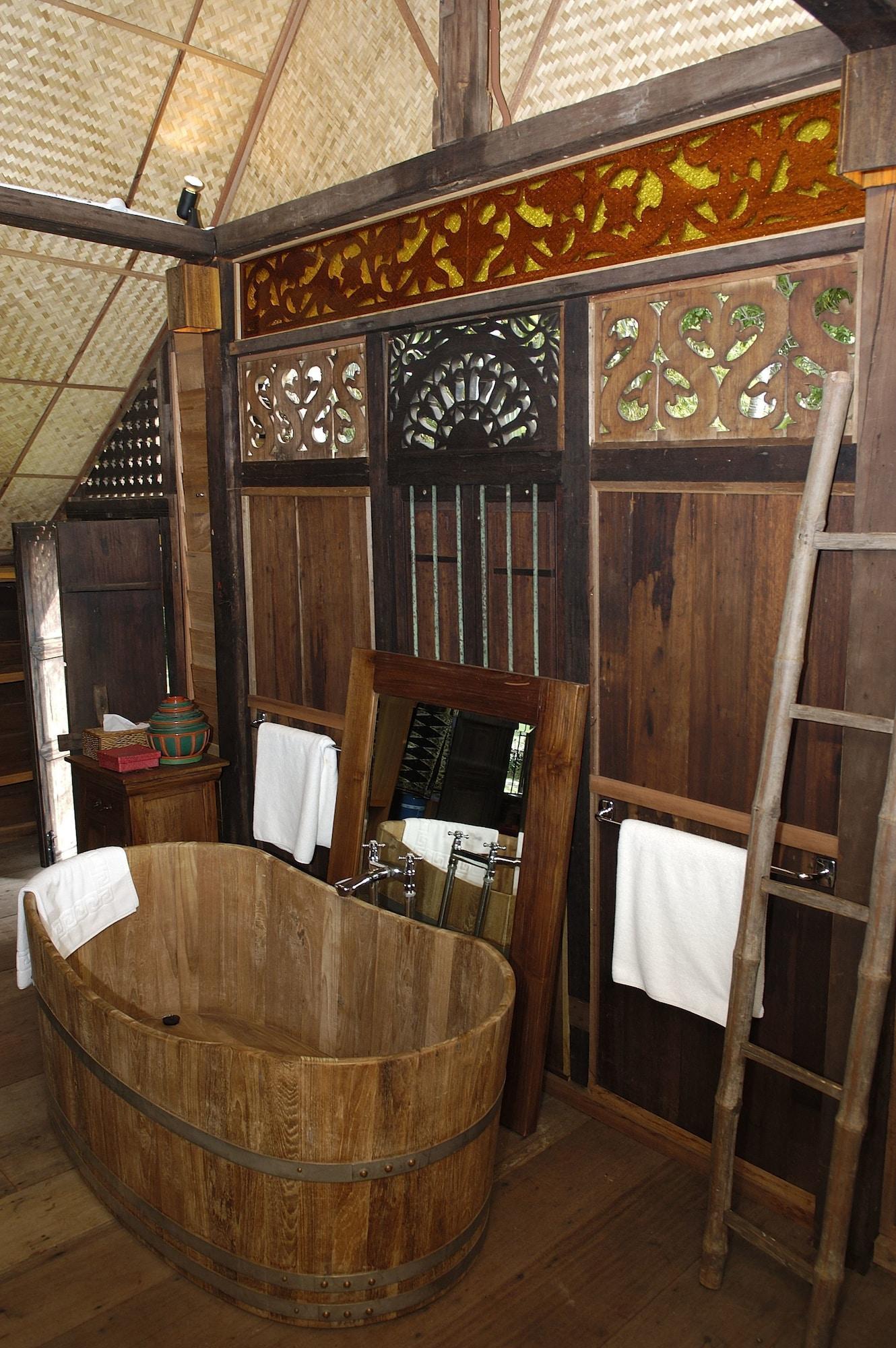Bon Ton Antique Wooden Villas Pantai Cenang  Dış mekan fotoğraf
