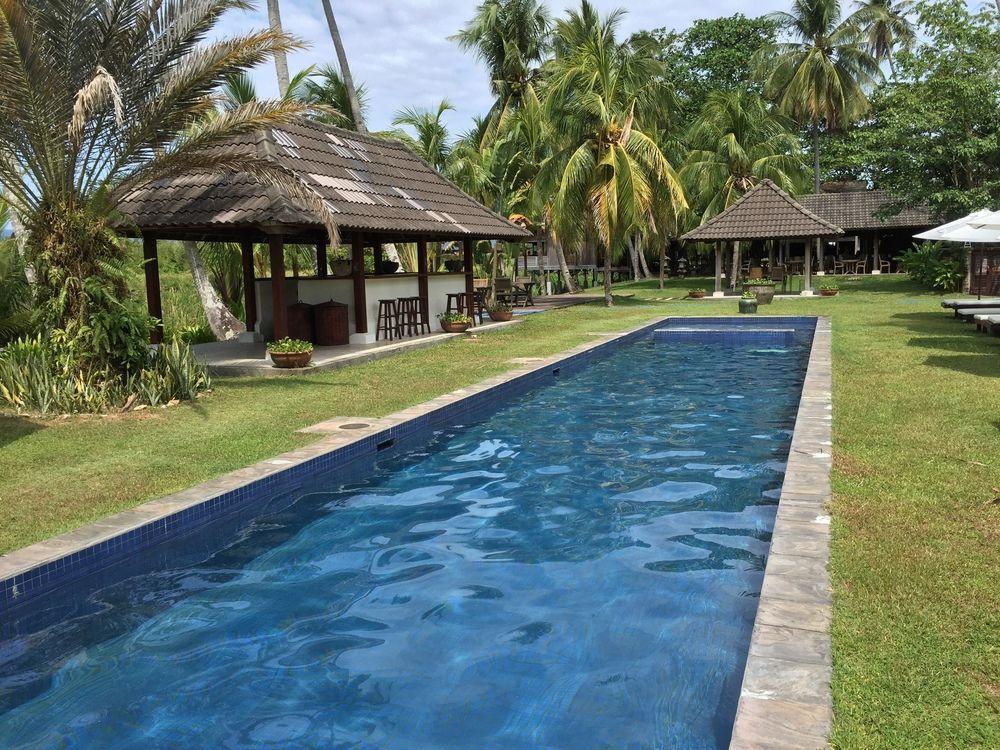 Bon Ton Antique Wooden Villas Pantai Cenang  Dış mekan fotoğraf